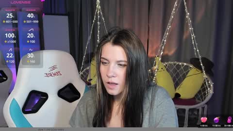 Snapshot of nansycharm chatting on 12-13-24, 07:25 NansyCharm online show from 12-13-24, 07:25