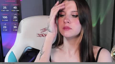 Snapshot of nansycharm chatting on 12-24-24, 12:22 NansyCharm online show from 12-24-24, 12:22