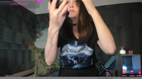 Snapshot of nansycharm chatting on 01-15-25, 04:47 NansyCharm online show from 01-15-25, 04:47