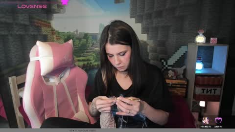 Snapshot of nansycharm chatting on 01-15-25, 10:49 NansyCharm online show from 01-15-25, 10:49