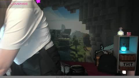 Snapshot of nansycharm chatting on 01-16-25, 05:11 NansyCharm online show from 01-16-25, 05:11