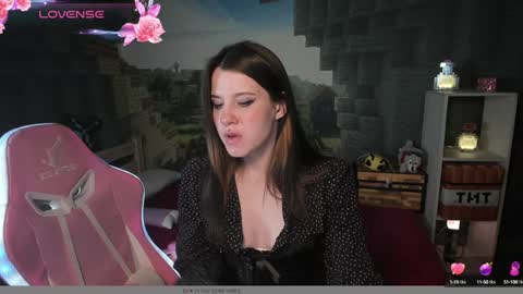 Snapshot of nansycharm chatting on 01-23-25, 06:06 NansyCharm online show from 01-23-25, 06:06