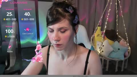 Snapshot of nansycharm chatting on 02-14-25, 06:02 NansyCharm online show from 02-14-25, 06:02