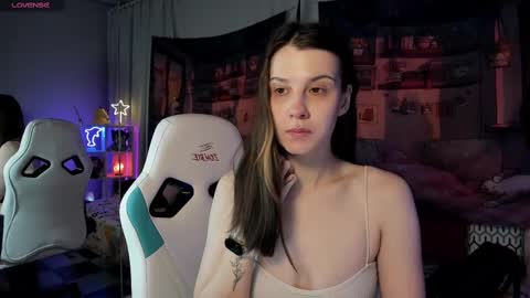 Snapshot of nansycharm chatting on 02-18-25, 03:31 NansyCharm online show from 02-18-25, 03:31