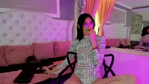 naomi online show from 10-03-25, 01:41