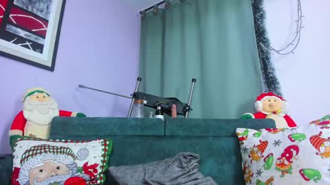 Nahomi Jones online show from 12-06-24, 12:02