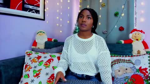 Nahomi Jones online show from 12-15-24, 08:15