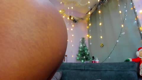 Nahomi Jones online show from 12-30-24, 11:28