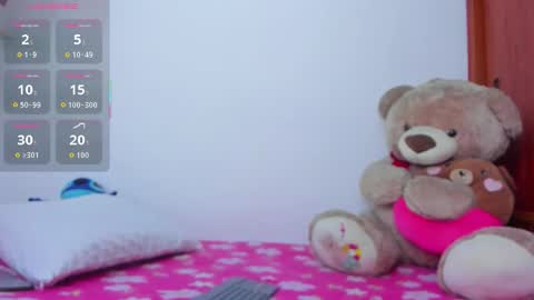 Naomi Rouse online show from 11-15-25, 01:36