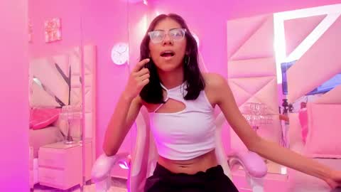 naomi_sara online show from 09-09-25, 06:40