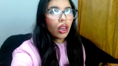 N A O M I online show from 10-12-25, 07:02