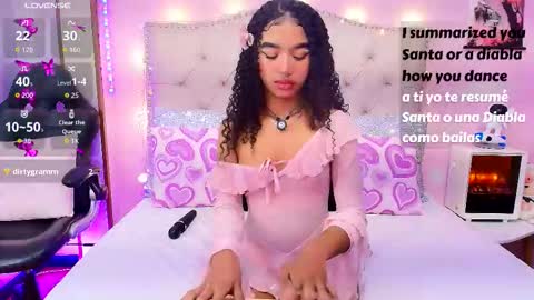 naomi_star8 online show from 10-04-25, 08:07