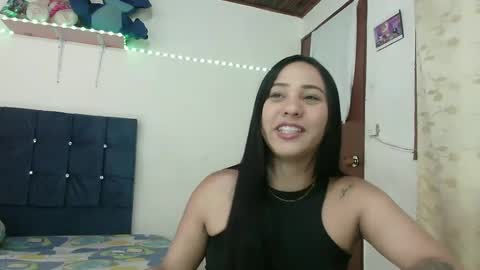 Mia online show from 01-20-25, 09:01