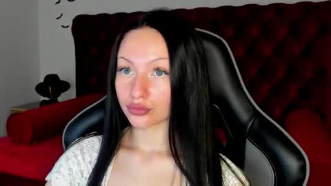 Naomi online show from 11-12-25, 05:30