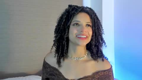 naomidawson online show from 10-21-25, 11:49