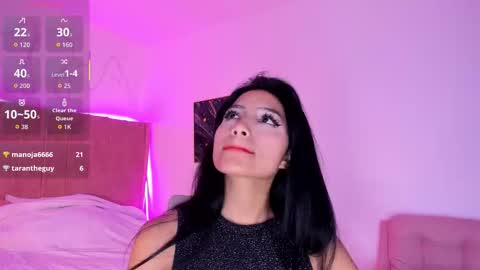 naomiiii   online show from 09-23-25, 04:59