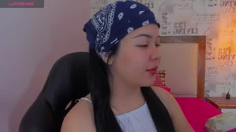 Naomi  online show from 12-05-24, 12:11