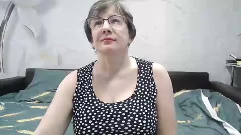 naomimolligan online show from 03-30-26, 01:45