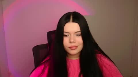 Naomi online show from 10-23-25, 05:23