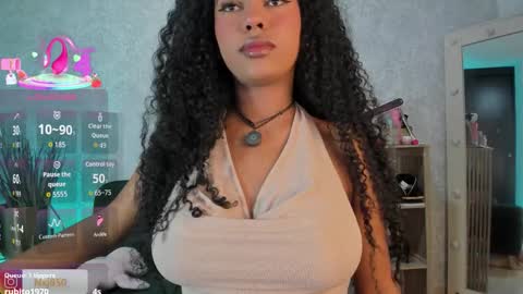 Naomi     online show from 11-23-25, 03:39