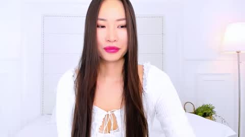 Naomi online show from 11-21-25, 02:54