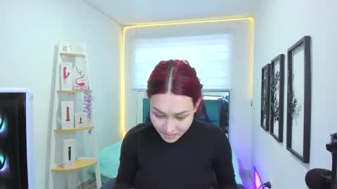 naomy online show from 10-30-25, 08:53