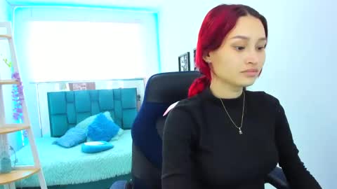 naomy online show from 09-24-25, 07:28