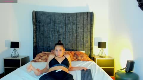 NaomyAndDany online show from 02-06-25, 08:07