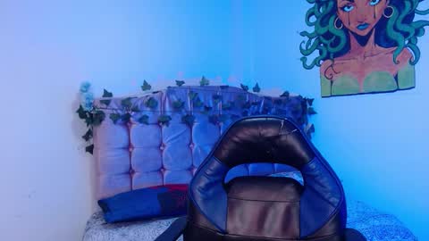 Nao online show from 11-21-25, 12:15