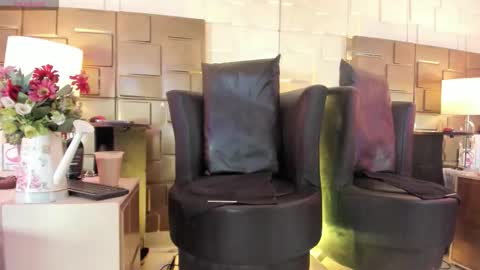 Snapshot of naomyrivera chatting on 02-23-26, 12:13 nao online show from 02-23-26, 12:13