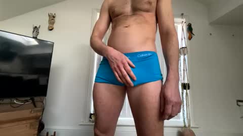 Snapshot of naraic2005 chatting on 02-27-25, 12:45 Beetlesboy online show from 02-27-25, 12:45