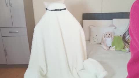 Snapshot of naree_masaki chatting on 02-14-25, 07:44 Naree online show from 02-14-25, 07:44