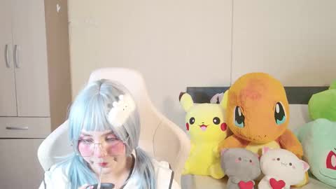 Snapshot of naree_masaki chatting on 09-30-25, 04:56 Naree online show from 09-30-25, 04:56