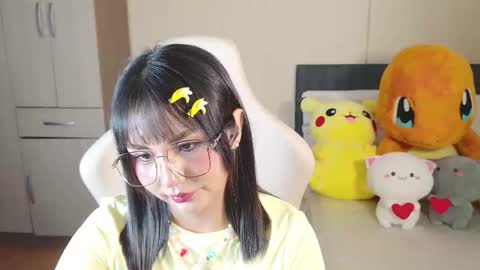 Naree online show from 12-21-25, 09:38