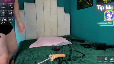 Snapshot of narekxboy chatting on 09-10-25, 05:29 Narek online show from 09-10-25, 05:29