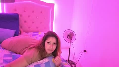 Nasly batista  online show from 11-05-25, 12:54