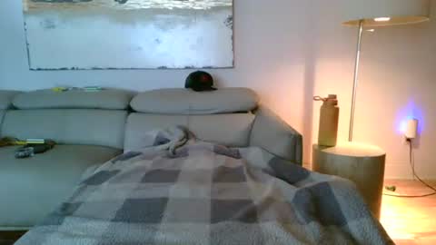 nassobout online show from 10-26-25, 12:22