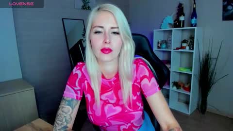 Nastya online show from 10-17-25, 01:42