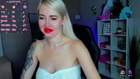 Nastya online show from 01-13-26, 01:44