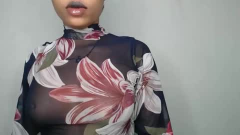 Snapshot of nastie_cumlover chatting on 11-28-25, 10:34 bella online show from 11-28-25, 10:34