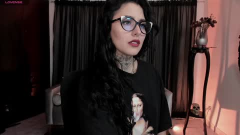 Snapshot of nasty_alice1 chatting on 12-03-24, 02:36 Goddess Alice online show from 12-03-24, 02:36