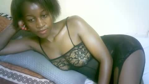 Marie online show from 10-11-25, 11:09