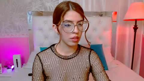   online show from 09-18-25, 08:44