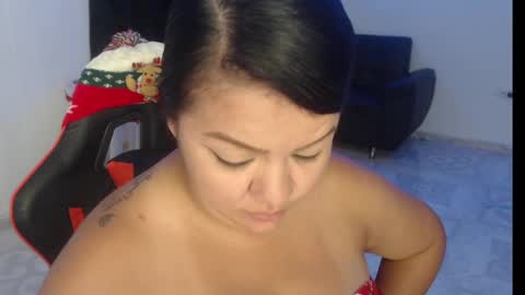 Nata Ramirez online show from 12-26-24, 08:28