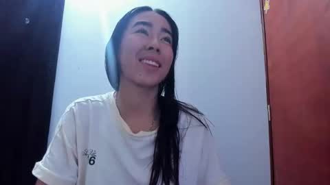 Snapshot of natalia54_ chatting on 11-03-25, 12:46 NATI online show from 11-03-25, 12:46