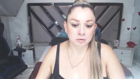 natalia5560 online show from 02-25-25, 02:44