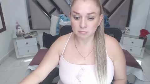 natalia5560 online show from 03-11-25, 09:15