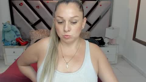 natalia5560 online show from 10-16-25, 05:03