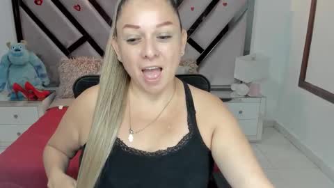 natalia5560 online show from 10-26-25, 01:06