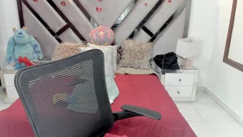 natalia5560 online show from 11-04-25, 01:54